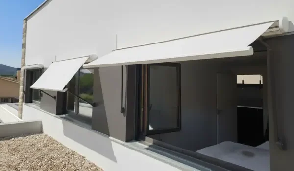 Toldo Punto Recto Desplegado