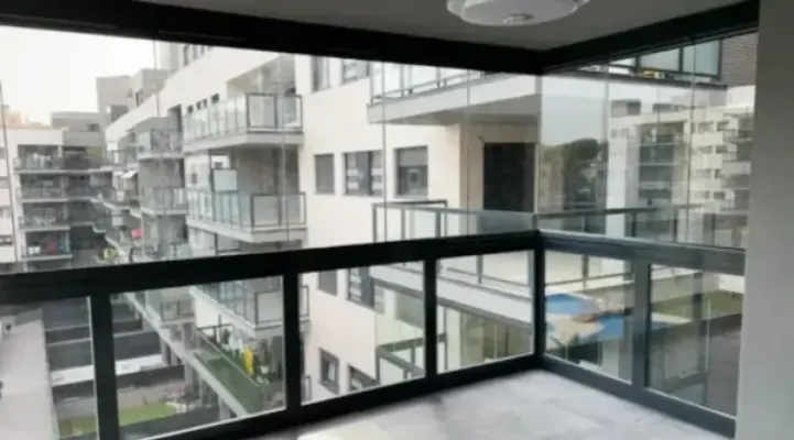 Cortina de cristal apartamento pamplona (1) Techo de Cristal Toldo Saldise