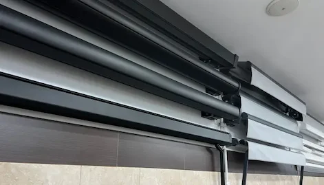 Cortinas de Cristal Exhibición Toldos Saldise Pamplona Navarra